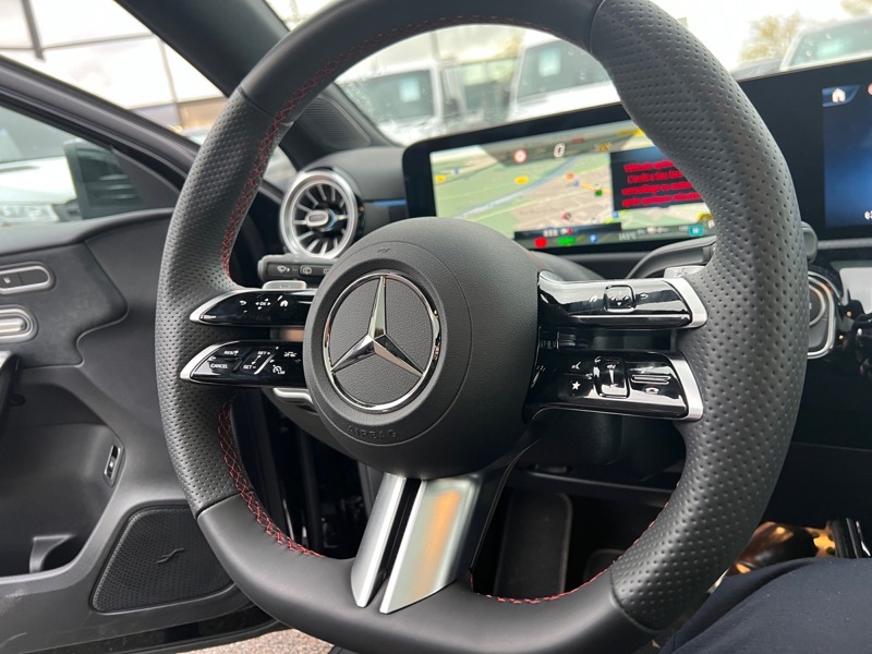 Image Mercedes-Benz CLASSE A 250 e Hybrid EQ AMG Line  Classe A 250 e Hybrid EQ AMG Line 250 e Hybrid EQ AMG Line