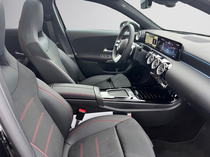 Image Mercedes-Benz CLASSE A 250 e Hybrid EQ AMG Line  Classe A 250 e Hybrid EQ AMG Line 250 e Hybrid EQ AMG Line