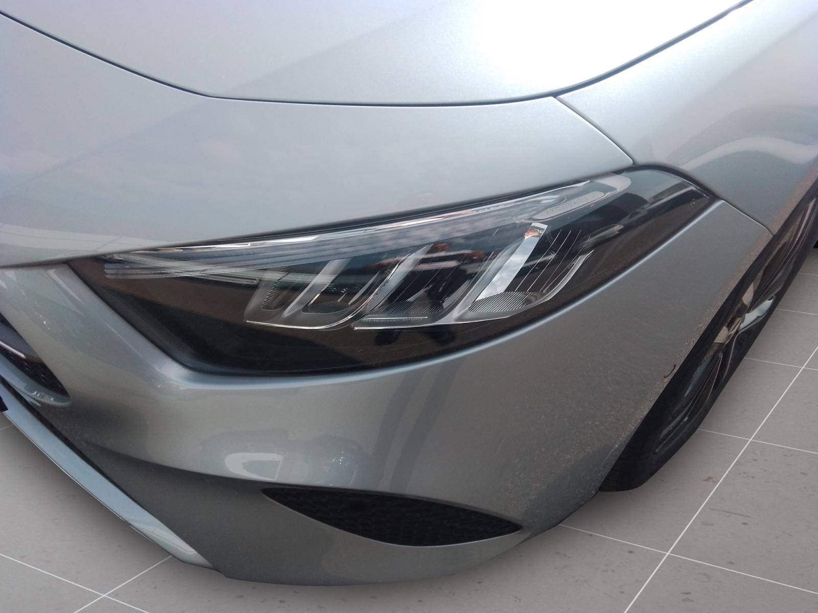 Image Mercedes-Benz CLASSE A 250 e Hybrid EQ Progressive Line  Classe A 250 e 8G-DCT Progressive Line 250 e Hybrid EQ Progressive Line