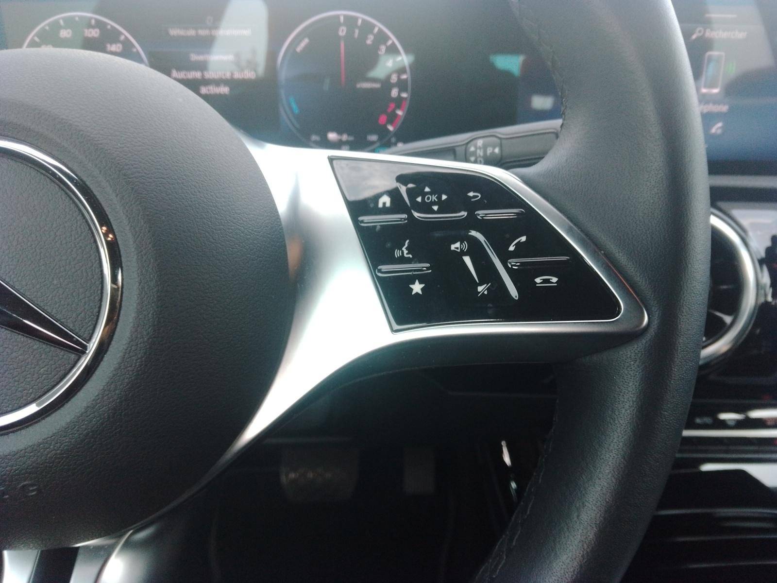 Image Mercedes-Benz CLASSE A 250 e Hybrid EQ Progressive Line  Classe A 250 e 8G-DCT Progressive Line 250 e Hybrid EQ Progressive Line