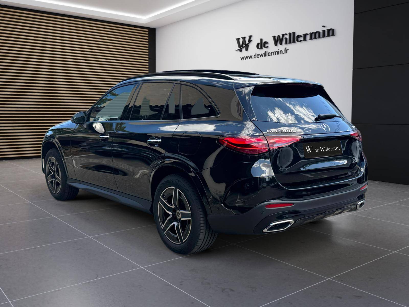 Image Mercedes-Benz GLC SUV GLC 300 e  Hybrid EQ 4MATIC AMG Line +  GLC 300 e  Hybrid EQ 4MATIC AMG Line + GLC 300 e  Hybrid EQ 4MATIC AMG Line +