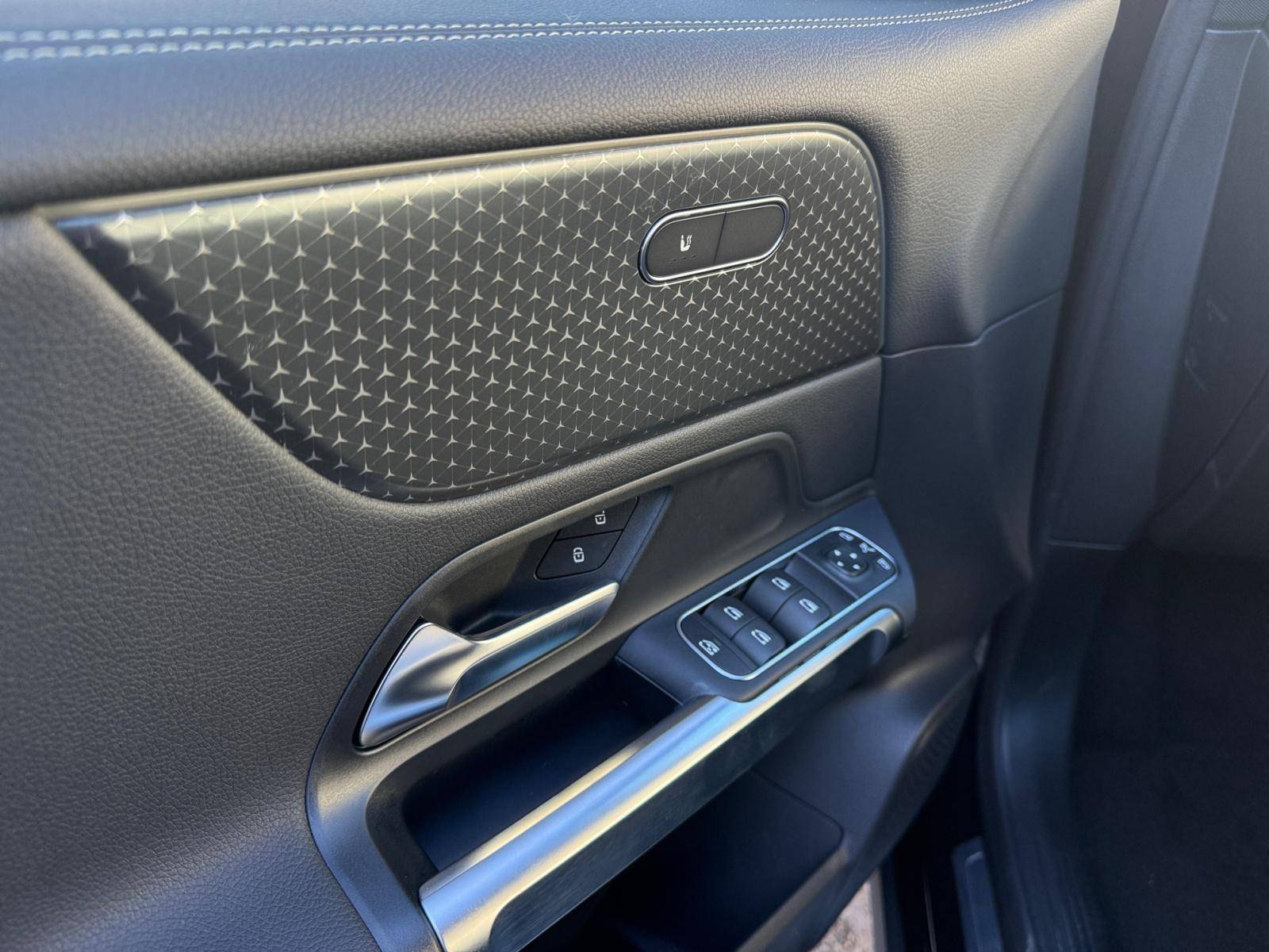 Image Mercedes-Benz EQB 250+  EQB 250+ Edition 250+