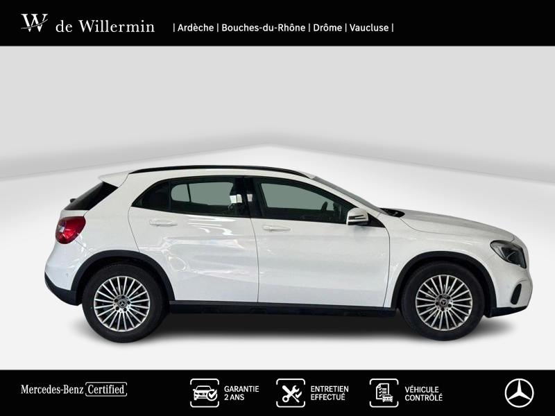 Image Mercedes-Benz GLA 180 Intuition  GLA 180 Intuition 180 Intuition