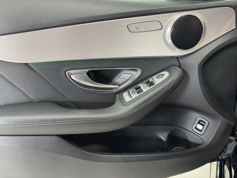 Image Mercedes-Benz CLASSE C BREAK Classe C 300 de Break AMG Line  Classe C 300 de Break AMG Line Classe C 300 de Break AMG Line