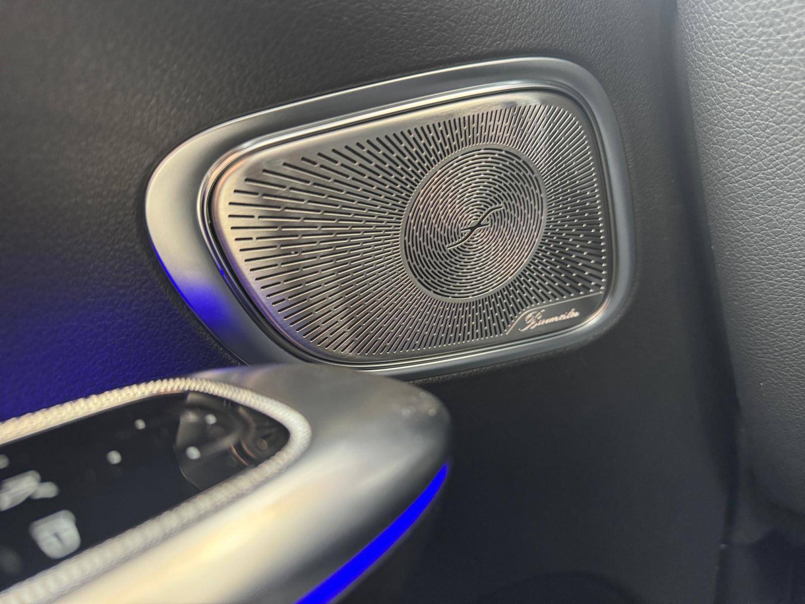 Image Mercedes-Benz GLC COUPÉ GLC 300 de Hybrid EQ 4MATIC Coupé AMG Line  GLC 300 d e Hybrid EQ 4MATIC Coupé AMG Line GLC 300 de Hybrid EQ 4MATIC Coupé AMG Line