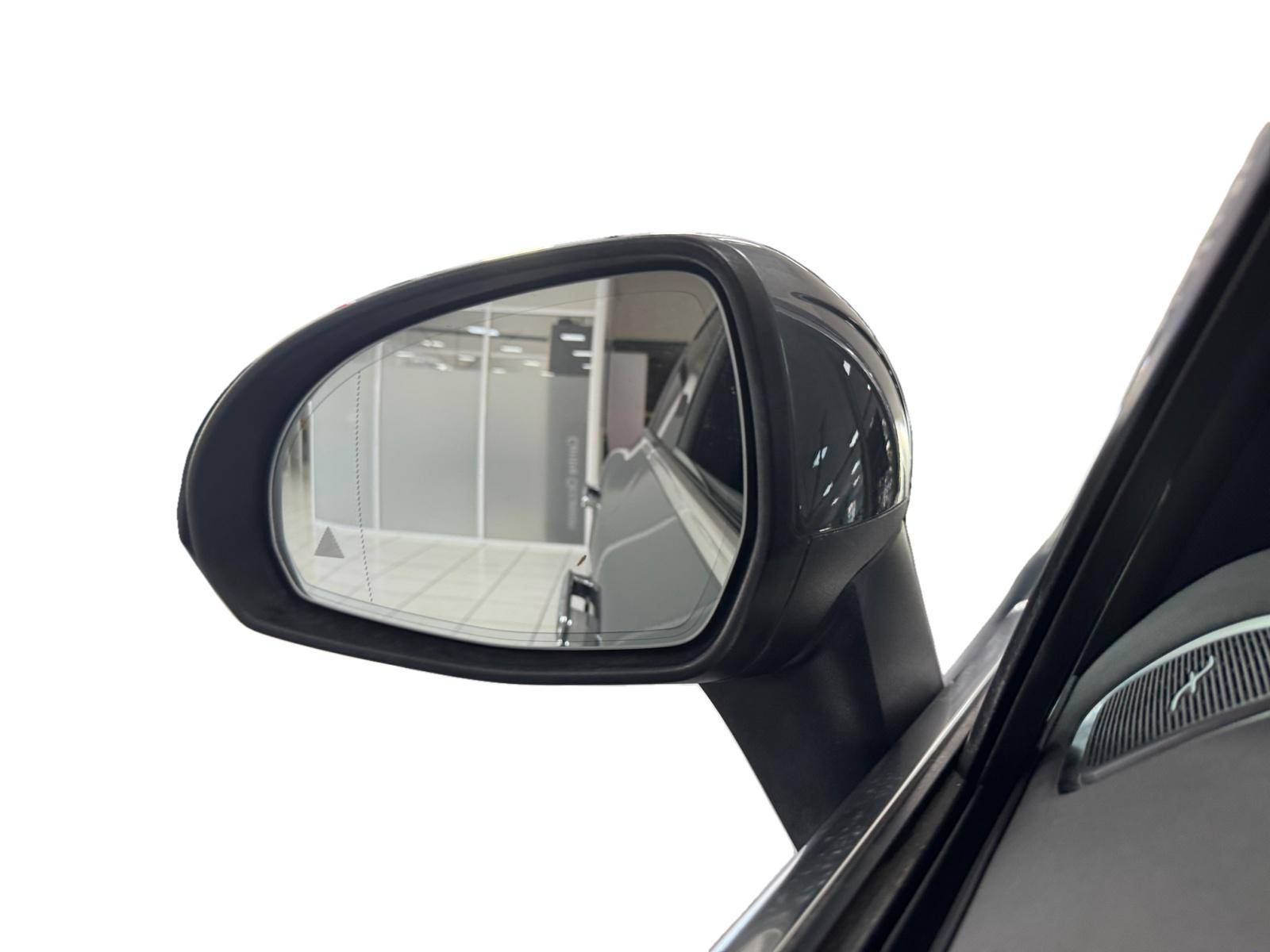 Image Mercedes-Benz EQE BERLINE EQE 350+ AMG Line  EQE SUV 350+ AMG Line EQE 350+ AMG Line