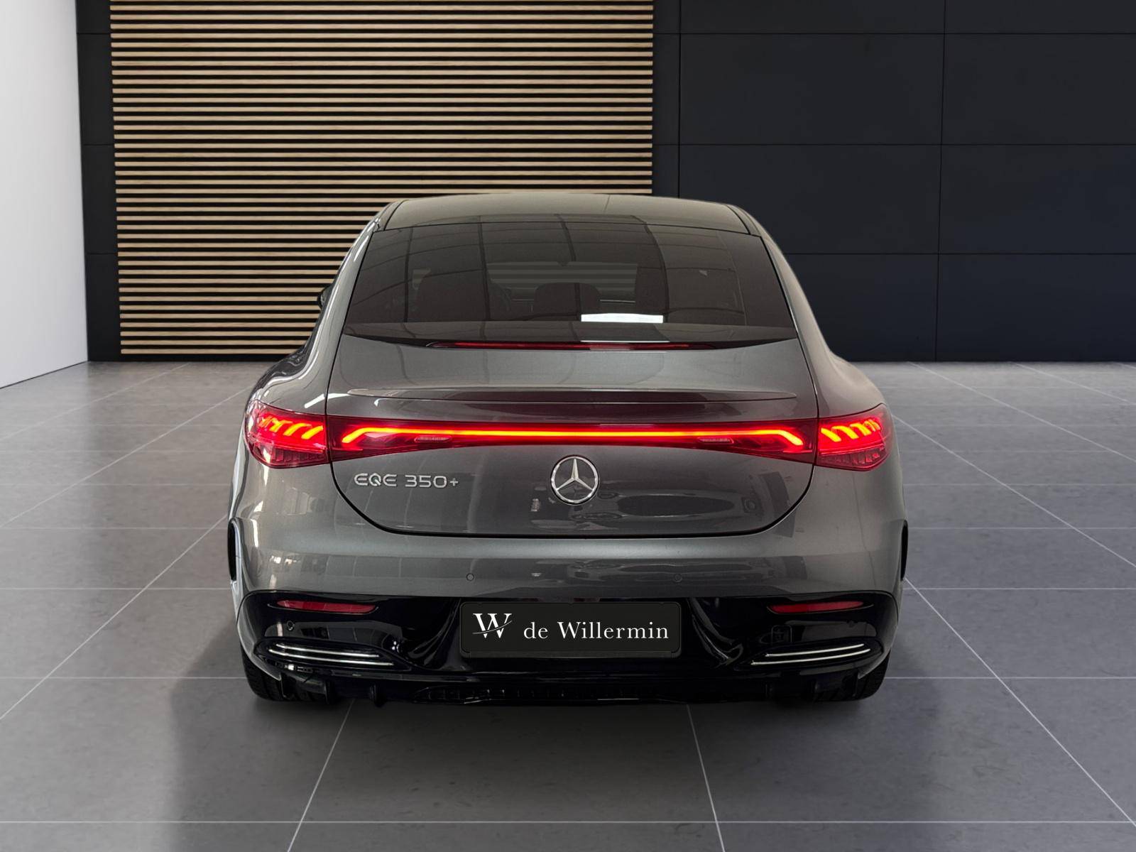 Image Mercedes-Benz EQE BERLINE EQE 350+ AMG Line  EQE SUV 350+ AMG Line EQE 350+ AMG Line