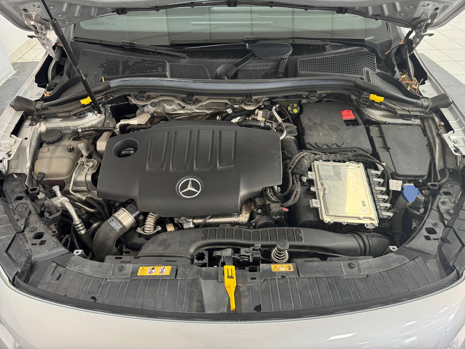 Image Mercedes-Benz GLA 200 d AMG Line  GLA 200D 8G-DCT AMG LINE 200 d AMG Line