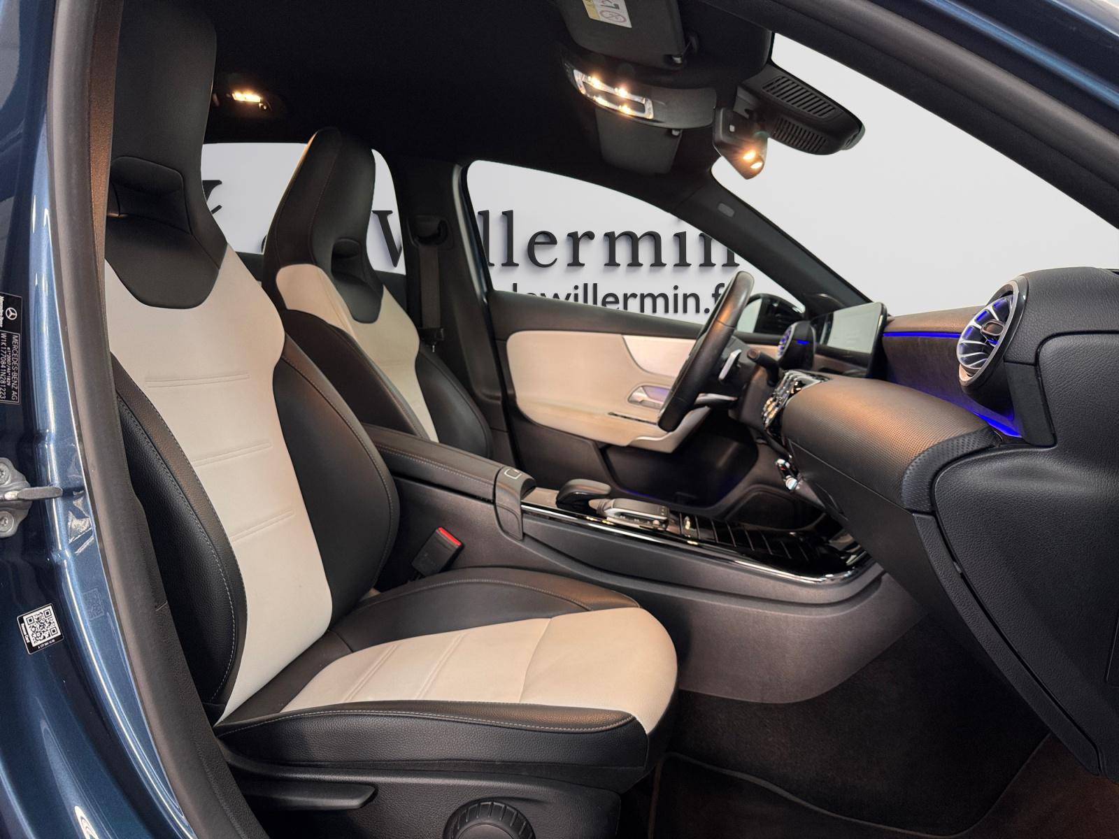 Image Mercedes-Benz CLASSE A 180 AMG Line  Classe A 180 7G-DCT AMG Line 180 AMG Line