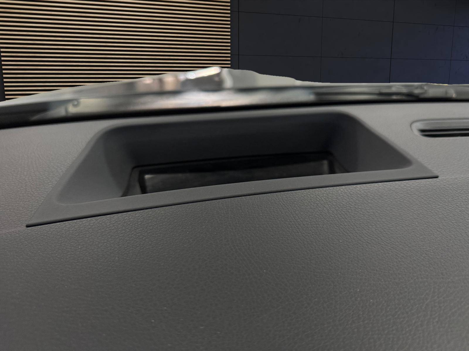 Image Mercedes-Benz GLA Mercedes-AMG  45 S 4MATIC+  GLA 45 S AMG 8G-DCT Speedshift AMG 4Matic+ Mercedes-AMG  45 S 4MATIC+