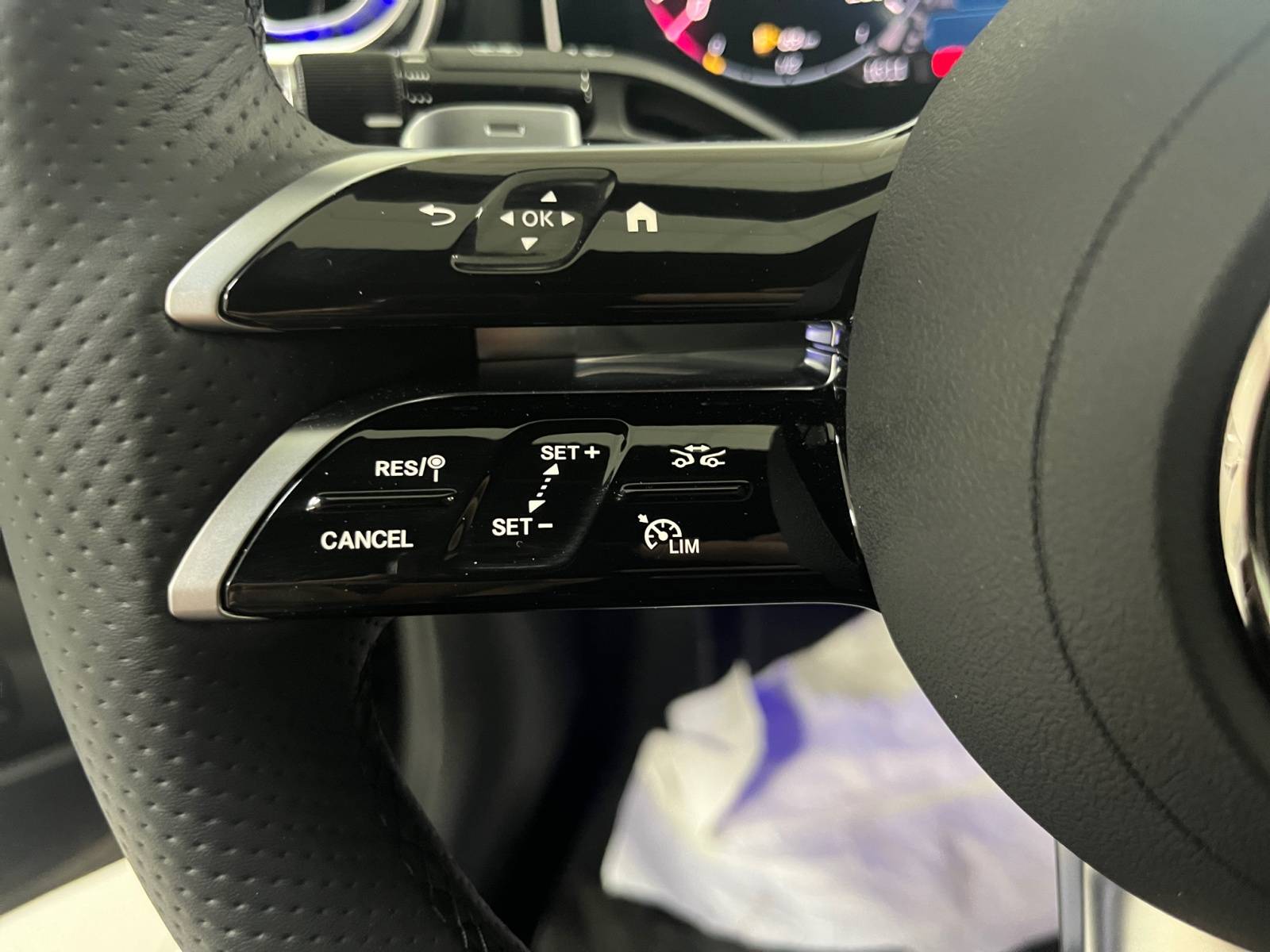 Image Mercedes-Benz CLASSE C BERLINE Classe C 220 d Berline AMG Line  Classe C 220 d Berline AMG Line Classe C 220 d Berline AMG Line