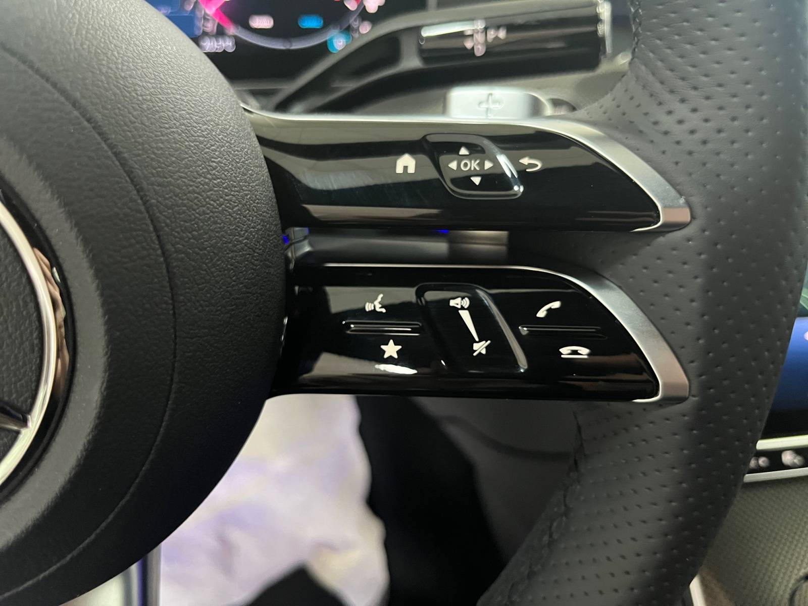 Image Mercedes-Benz CLASSE C BERLINE Classe C 220 d Berline AMG Line  Classe C 220 d Berline AMG Line Classe C 220 d Berline AMG Line