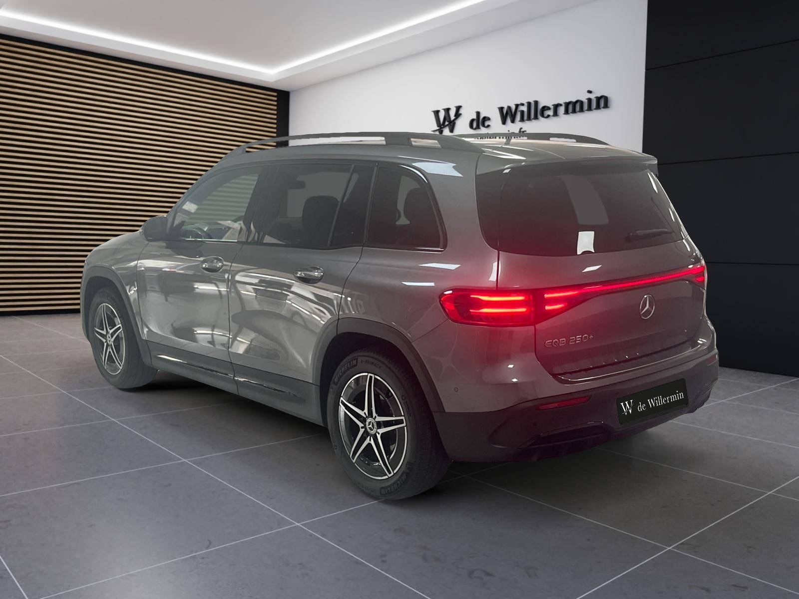 Image Mercedes-Benz EQB 250+ AMG Line  EQB 250+ AMG Line 250+ AMG Line