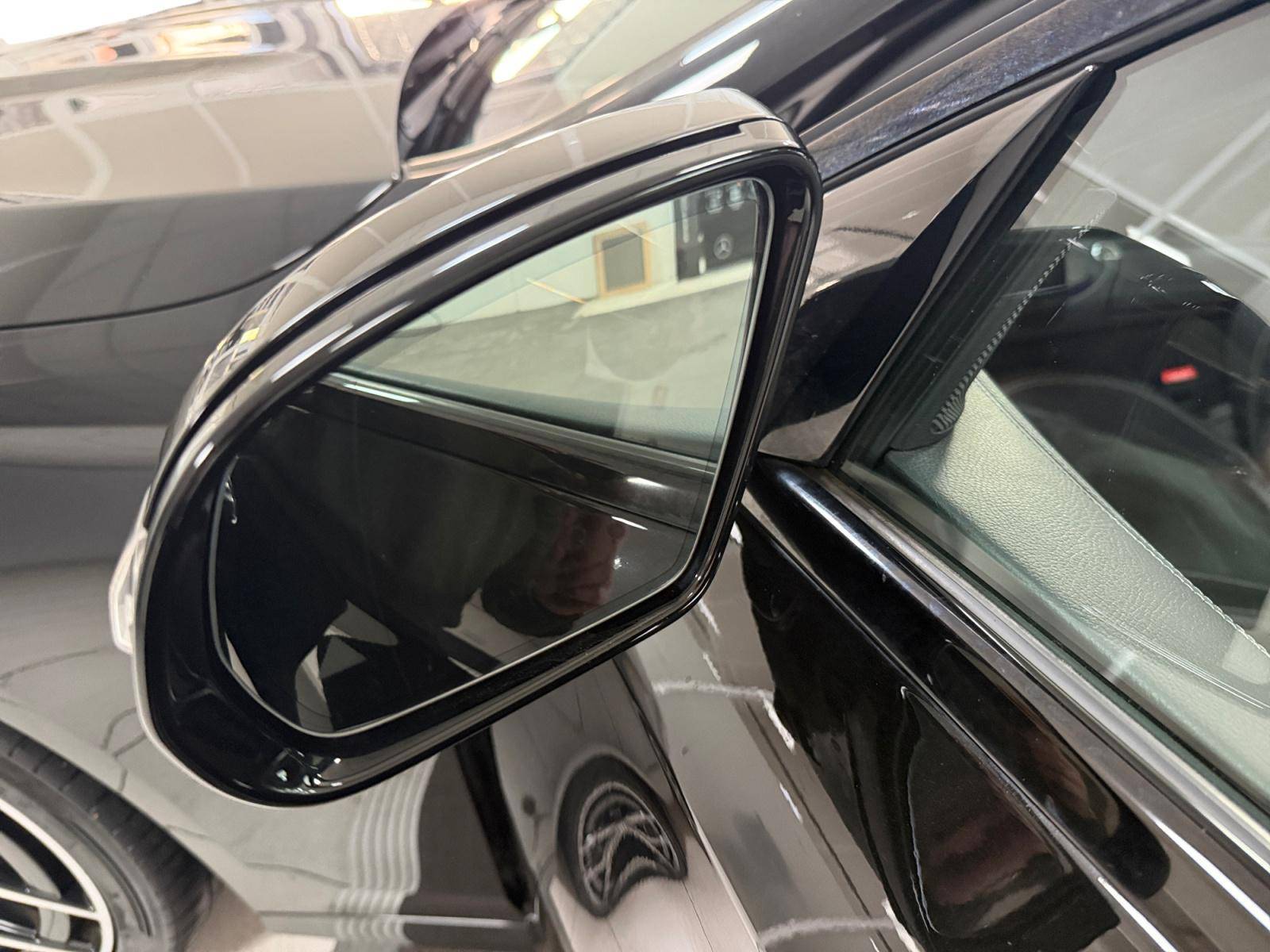 Image Mercedes-Benz CLASSE E BERLINE Classe E 300 de AMG Line Berline  Classe E 300 de 9G-Tronic AMG Line Classe E 300 de AMG Line Berline