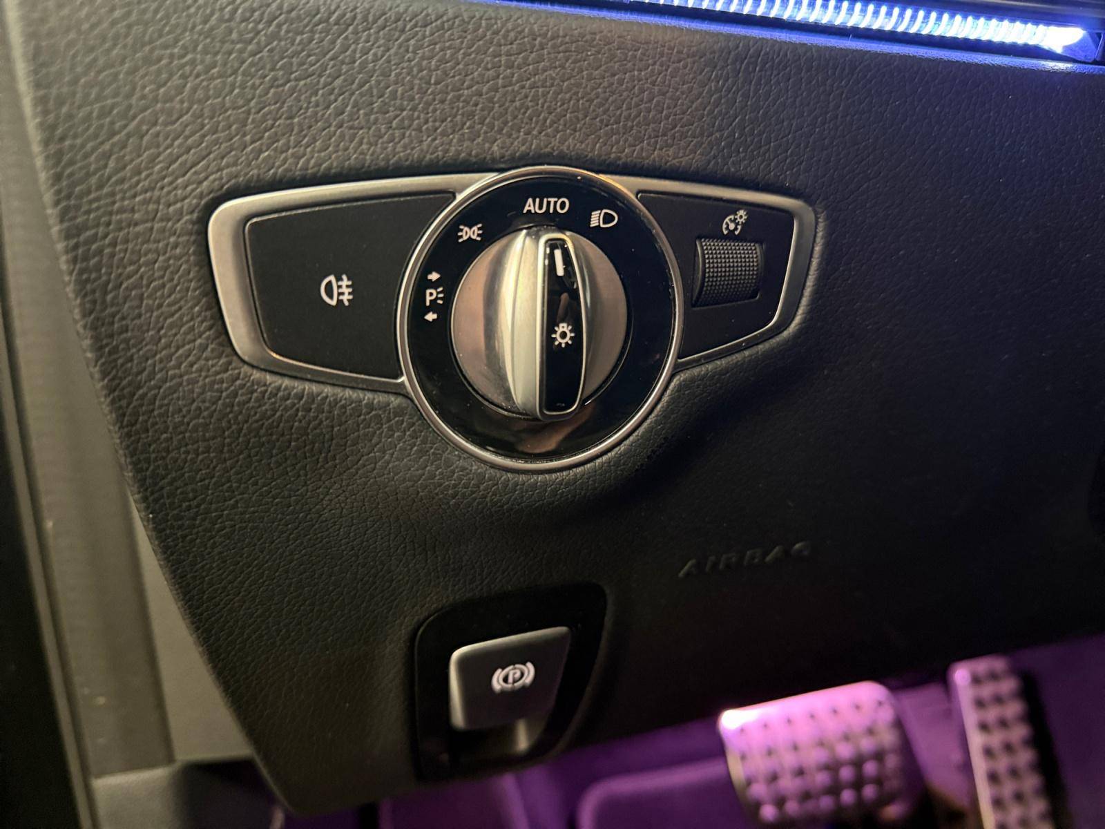 Image Mercedes-Benz CLASSE E BERLINE Classe E 300 de AMG Line Berline  Classe E 300 de 9G-Tronic AMG Line Classe E 300 de AMG Line Berline