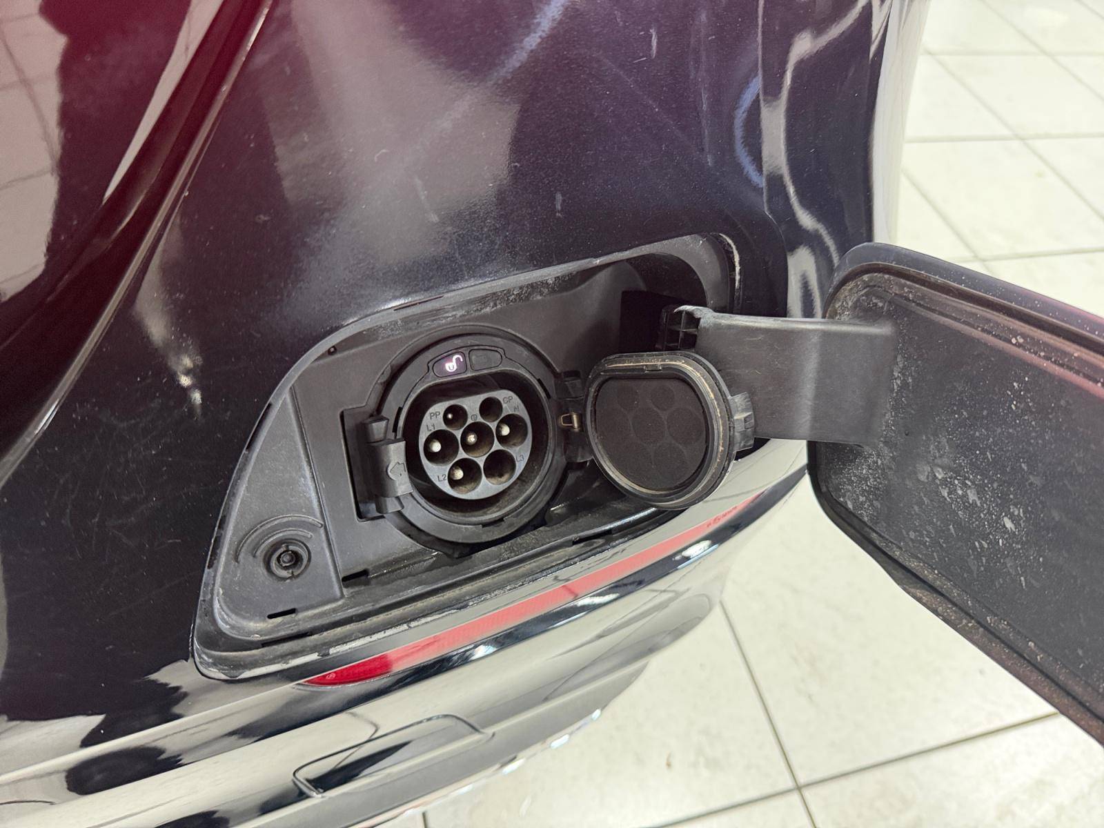 Image Mercedes-Benz CLASSE E BERLINE Classe E 300 de AMG Line Berline  Classe E 300 de 9G-Tronic AMG Line Classe E 300 de AMG Line Berline