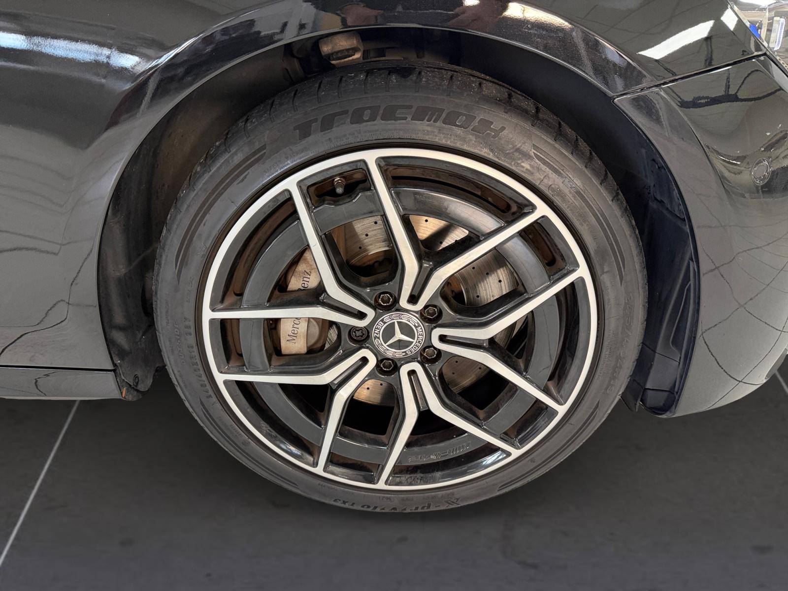 Image Mercedes-Benz CLASSE E BERLINE Classe E 300 de AMG Line Berline  Classe E 300 de 9G-Tronic AMG Line Classe E 300 de AMG Line Berline