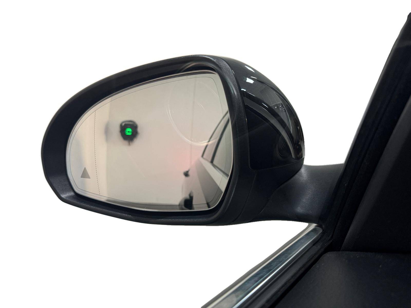 Image Mercedes-Benz CLASSE C BREAK Classe C 300 e Hybrid EQ Break Avantgarde Line  Classe C Break 300 e 9G-Tronic Avantgarde Line Classe C 300 e Hybrid EQ Break Avantgarde Line