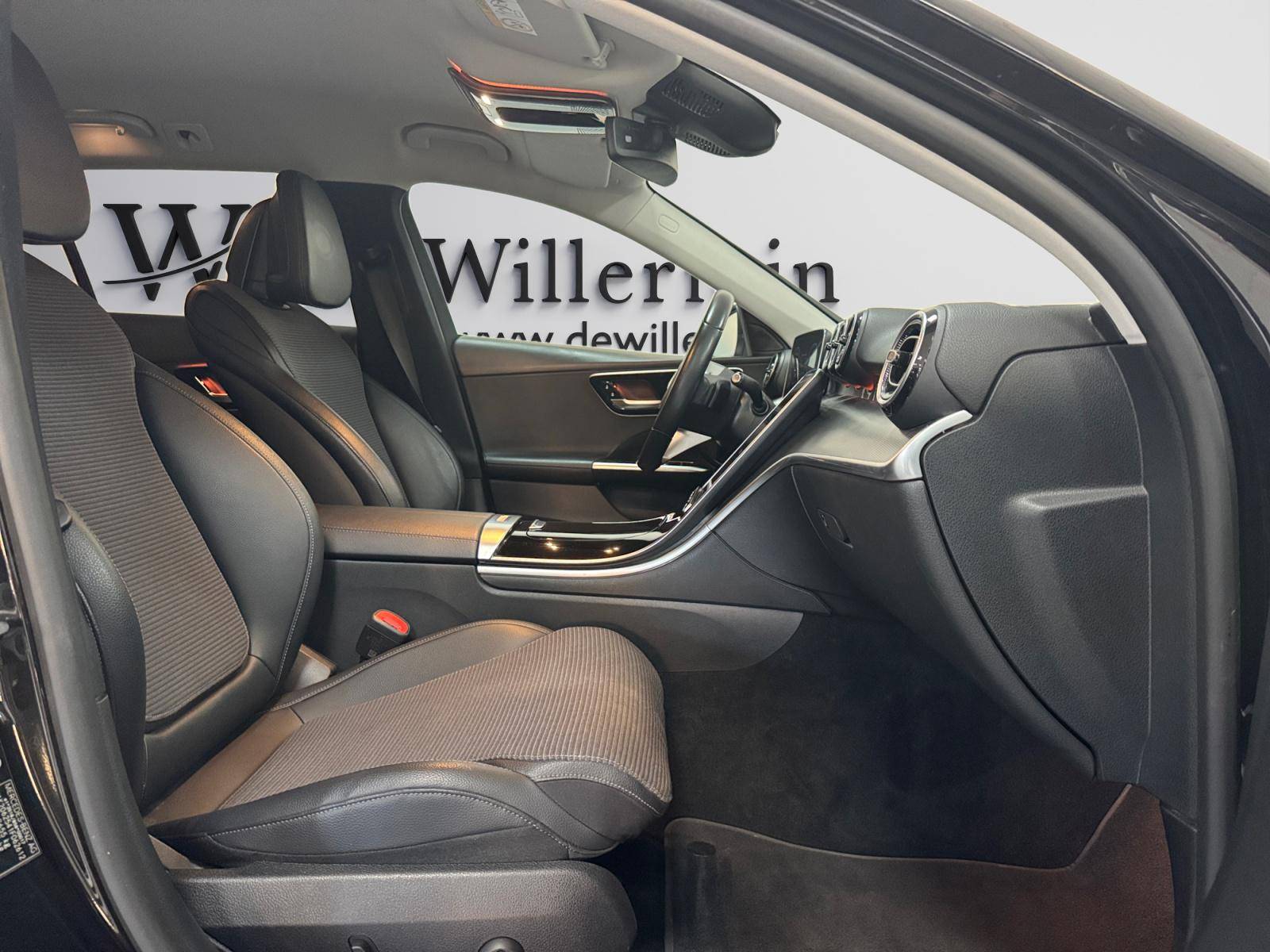 Image Mercedes-Benz CLASSE C BREAK Classe C 300 e Hybrid EQ Break Avantgarde Line  Classe C Break 300 e 9G-Tronic Avantgarde Line Classe C 300 e Hybrid EQ Break Avantgarde Line