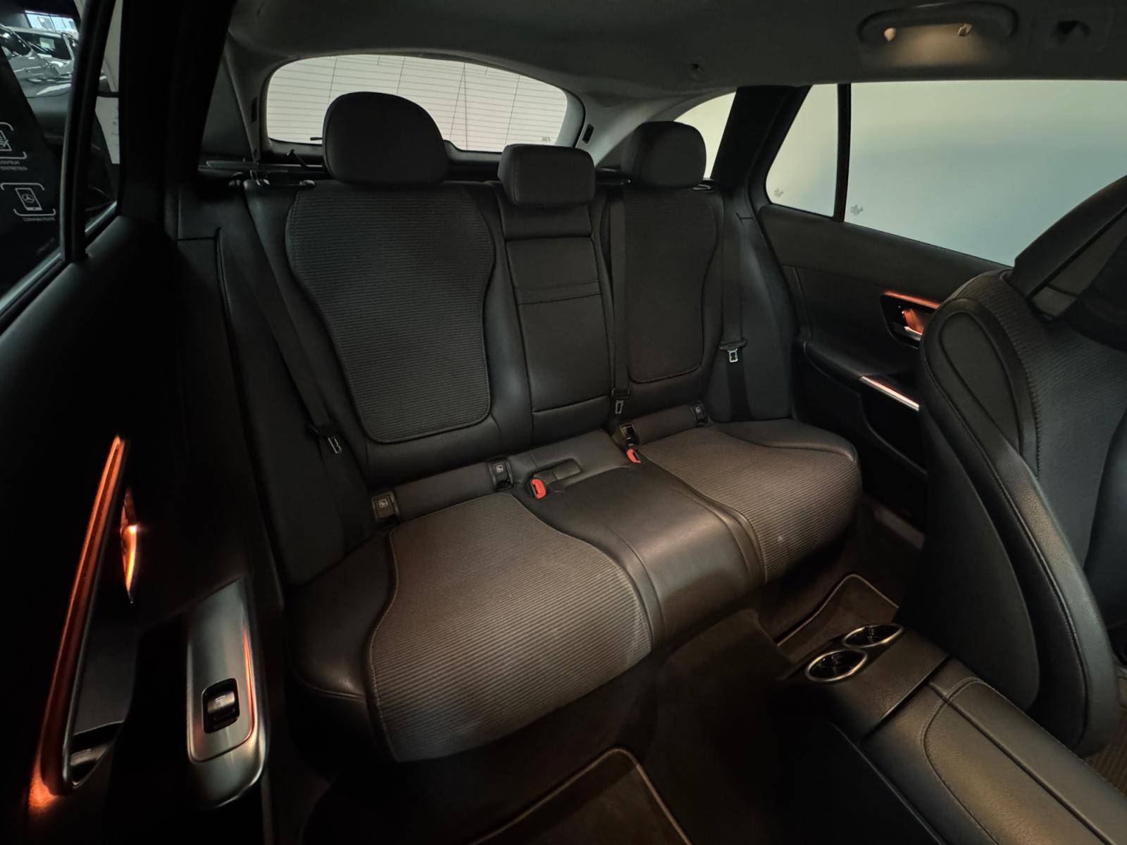 Image Mercedes-Benz CLASSE C BREAK Classe C 300 e Hybrid EQ Break Avantgarde Line  Classe C Break 300 e 9G-Tronic Avantgarde Line Classe C 300 e Hybrid EQ Break Avantgarde Line