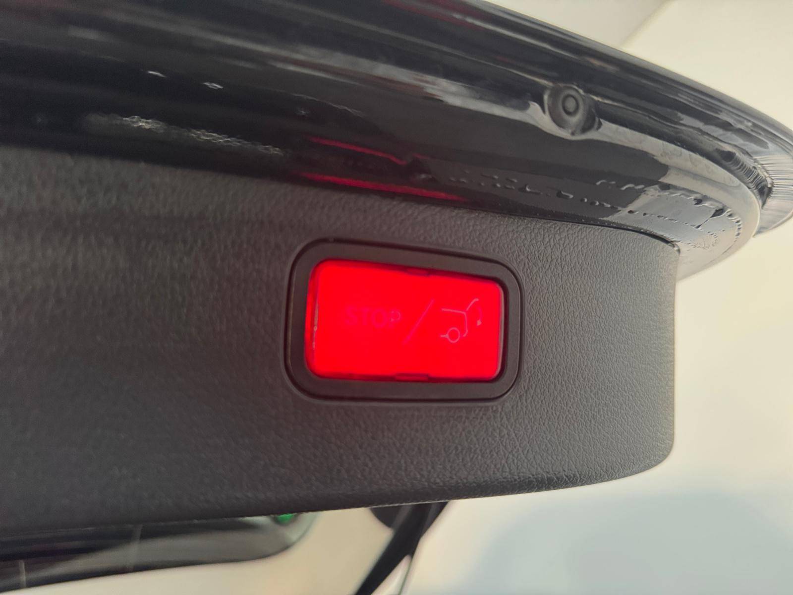 Image Mercedes-Benz CLASSE C BREAK Classe C 300 e Hybrid EQ Break Avantgarde Line  Classe C Break 300 e 9G-Tronic Avantgarde Line Classe C 300 e Hybrid EQ Break Avantgarde Line