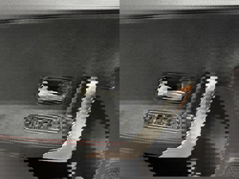 Image Mercedes-Benz CLASSE A 180 AMG Line  Classe A 180 7G-DCT AMG Line 180 AMG Line