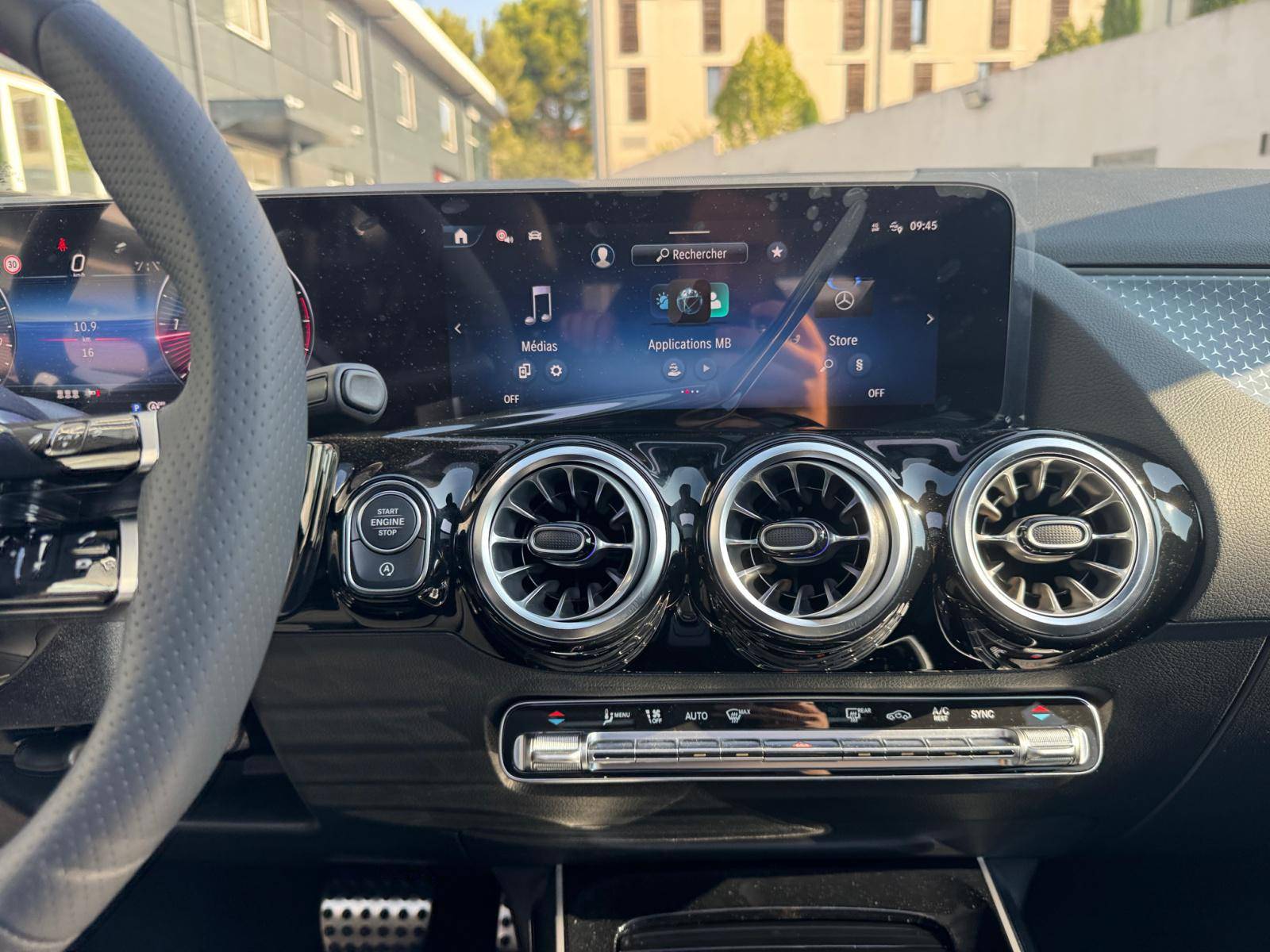 Image Mercedes-Benz GLA 200 d AMG Line  GLA 200 d AMG Line 200 d AMG Line