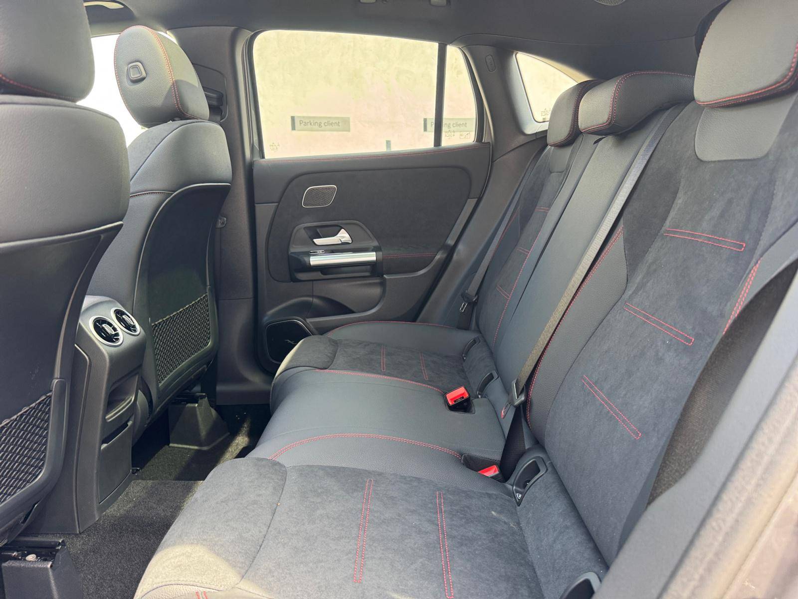 Image Mercedes-Benz GLA 200 d AMG Line  GLA 200 d AMG Line 200 d AMG Line