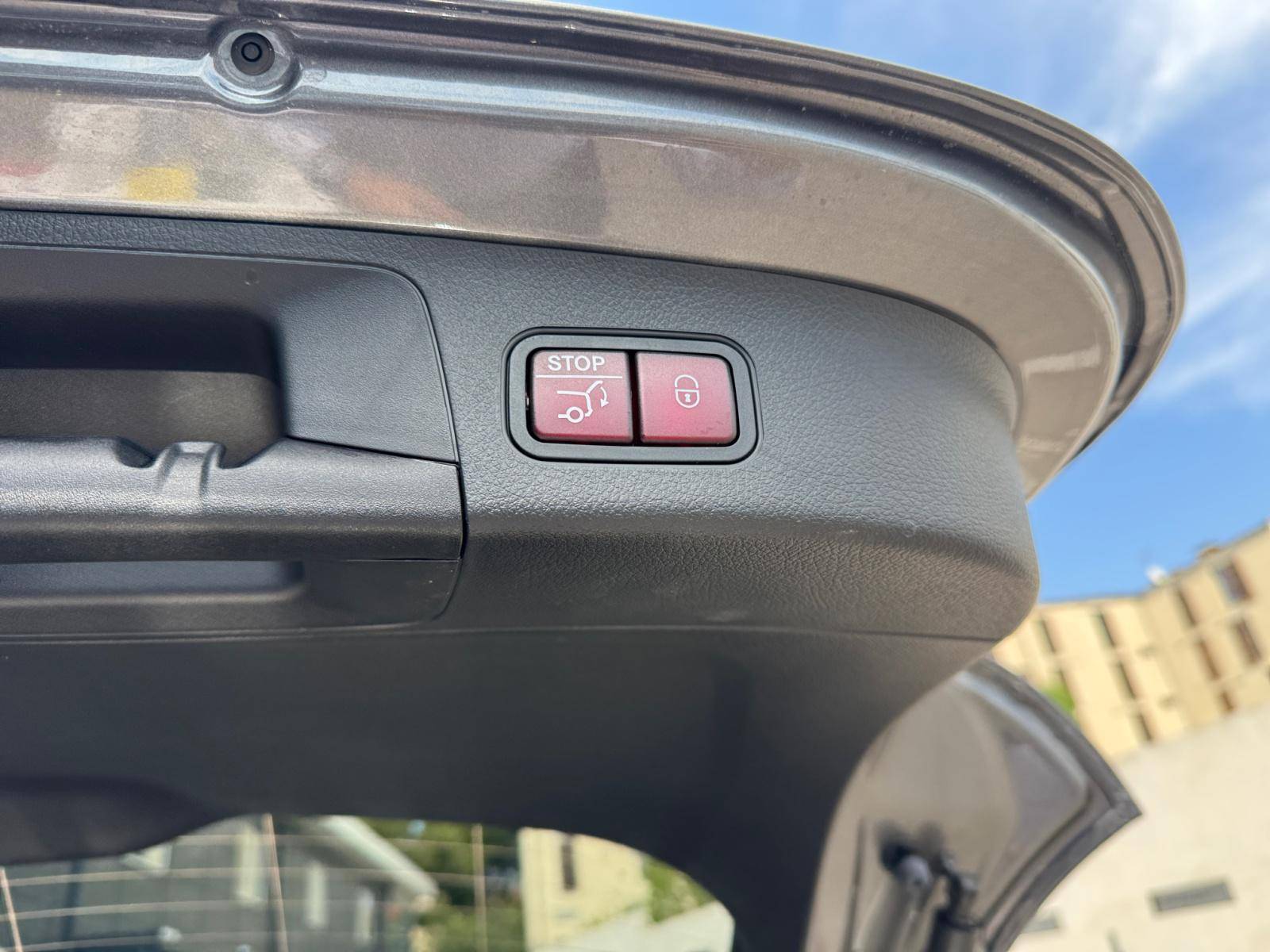 Image Mercedes-Benz GLA 200 d AMG Line  GLA 200 d AMG Line 200 d AMG Line