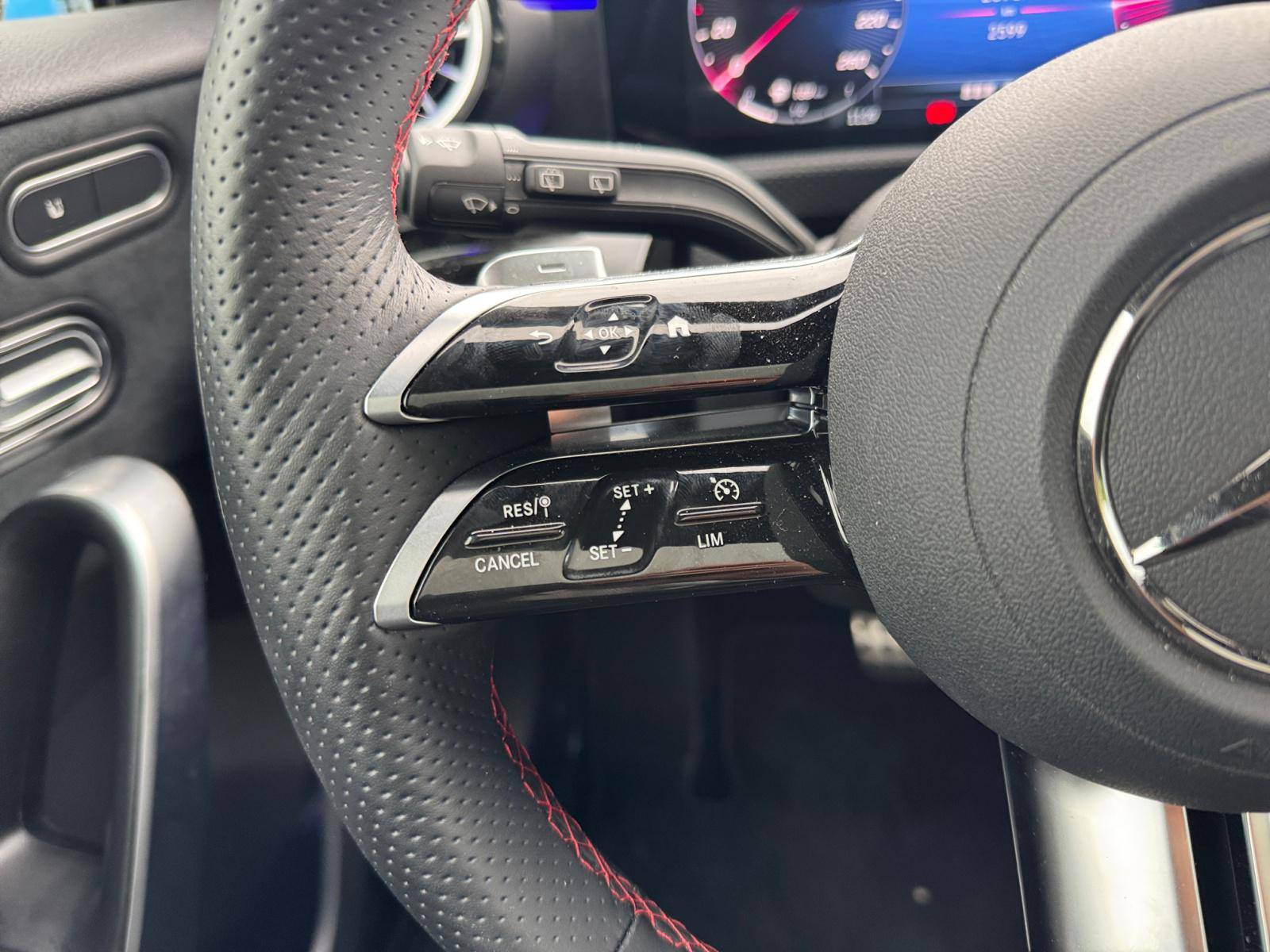 Image Mercedes-Benz CLASSE A 200 d AMG Line  Classe A 200 d AMG Line 200 d AMG Line