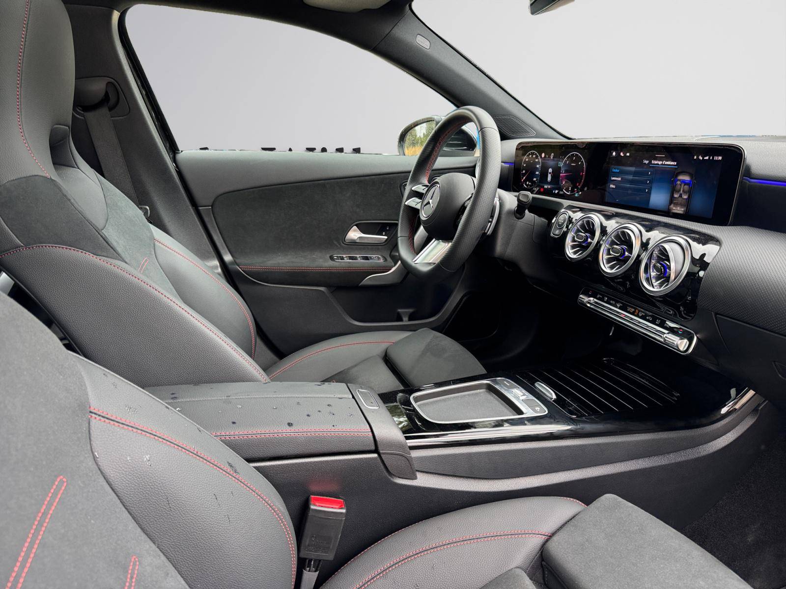 Image Mercedes-Benz CLASSE A 200 d AMG Line  Classe A 200 d AMG Line 200 d AMG Line