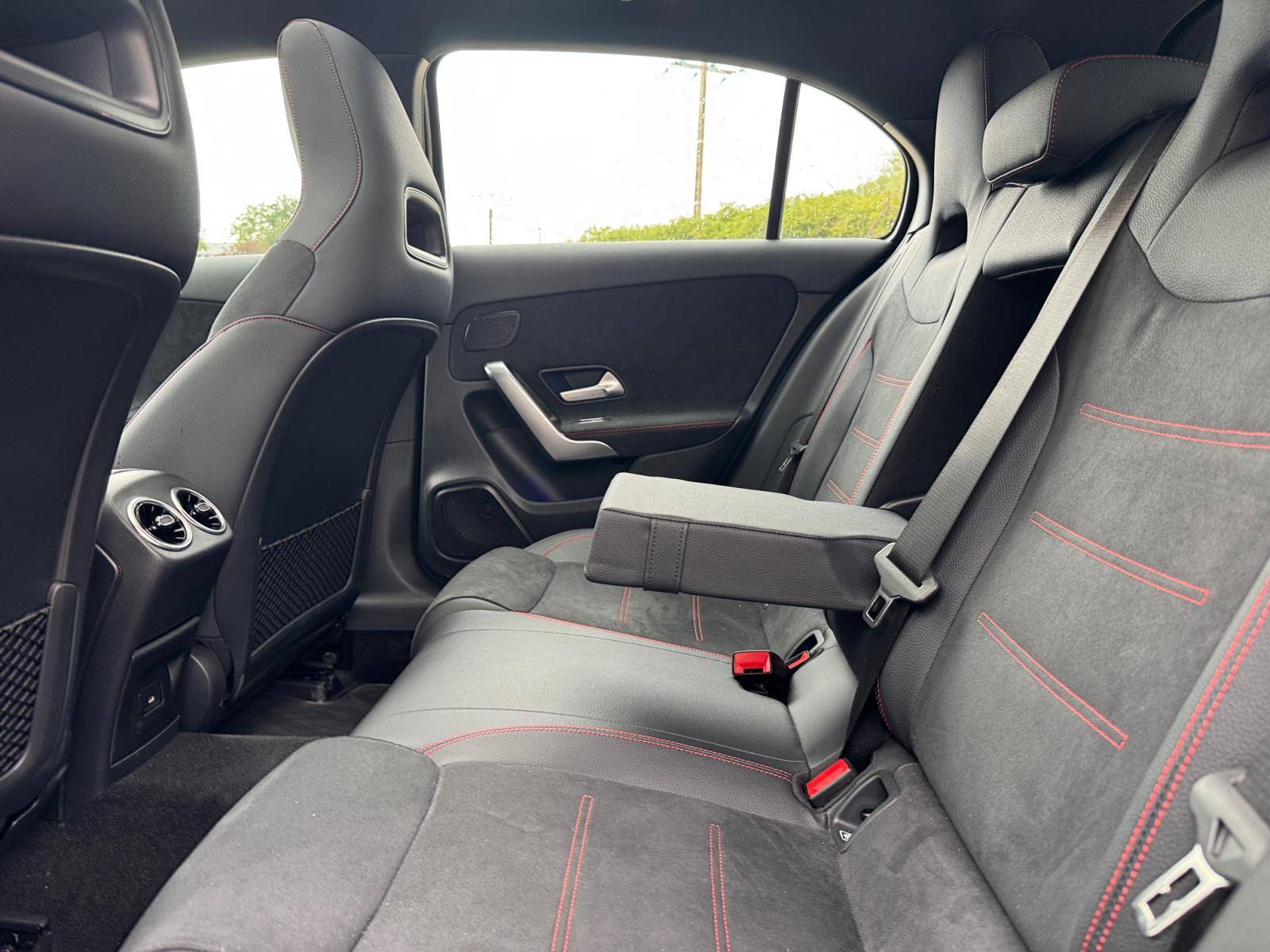 Image Mercedes-Benz CLASSE A 200 d AMG Line  Classe A 200 d AMG Line 200 d AMG Line