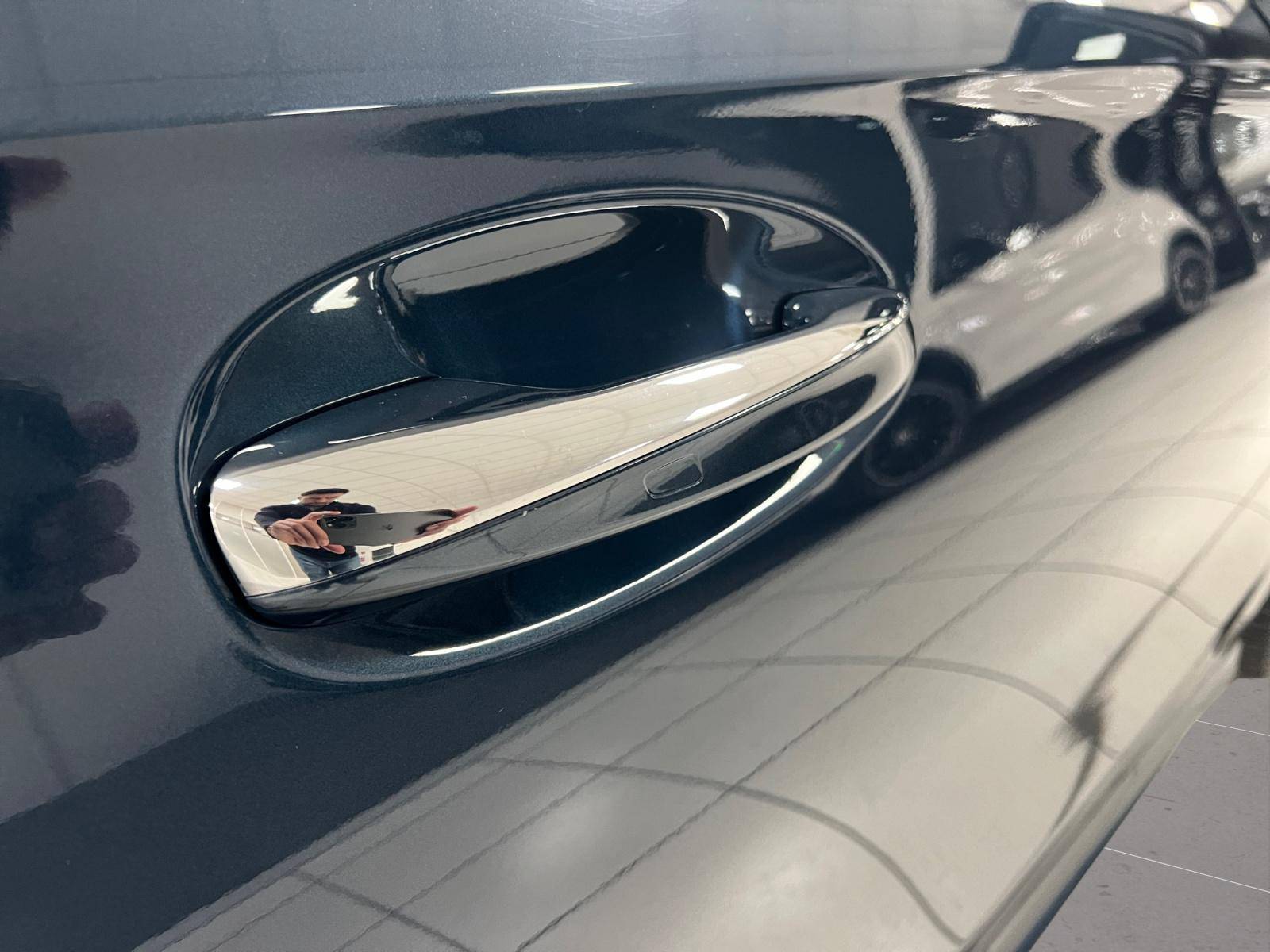 Image Mercedes-Benz CLASSE A 250 e AMG Line  Classe A 250 e 8G-DCT AMG Line 250 e AMG Line