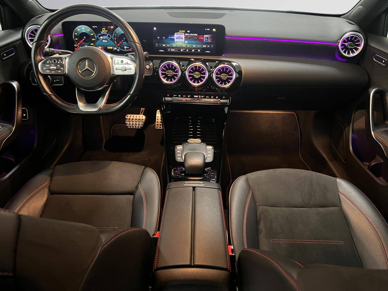 Image Mercedes-Benz CLASSE A 250 e AMG Line  Classe A 250 e 8G-DCT AMG Line 250 e AMG Line