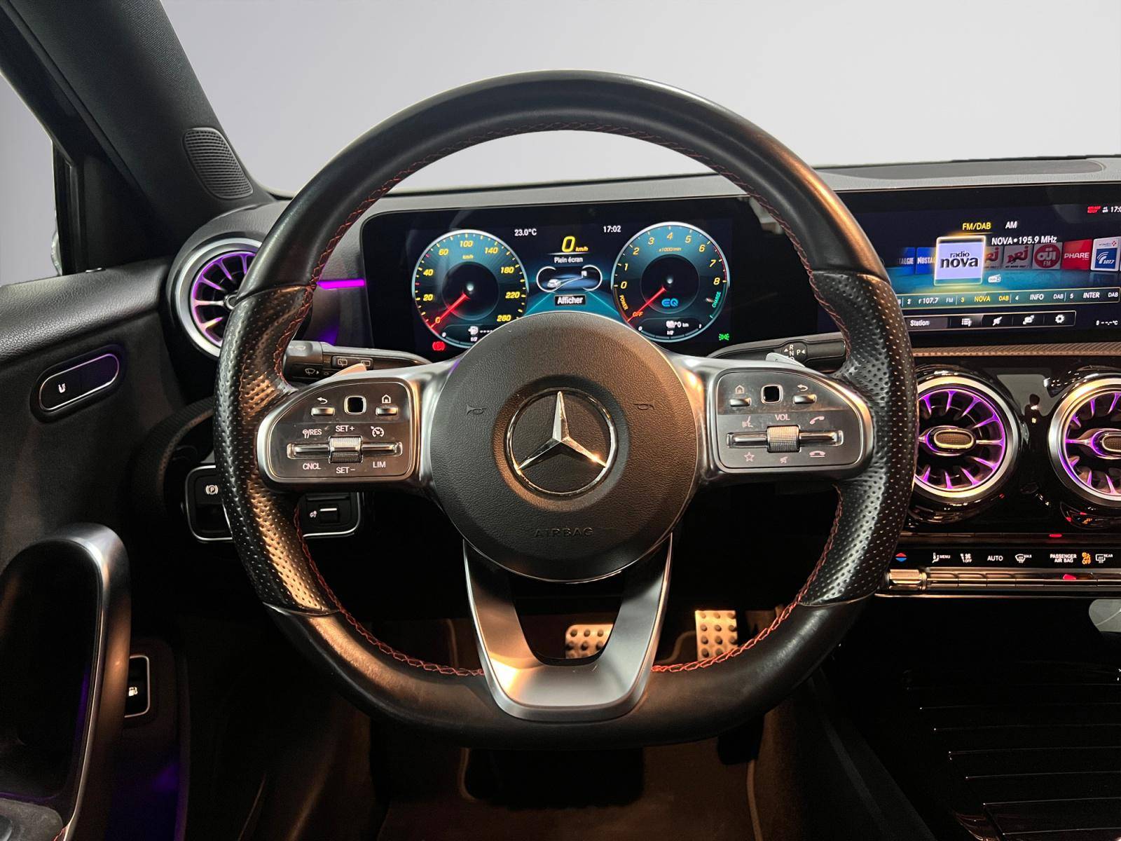 Image Mercedes-Benz CLASSE A 250 e AMG Line  Classe A 250 e 8G-DCT AMG Line 250 e AMG Line