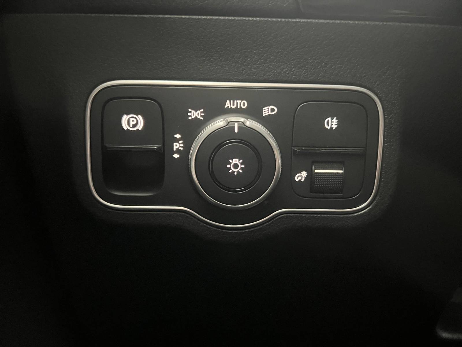 Image Mercedes-Benz CLASSE B 250 e Hybrid EQ AMG Line  Classe B 250 e Hybrid EQ AMG Line 250 e Hybrid EQ AMG Line