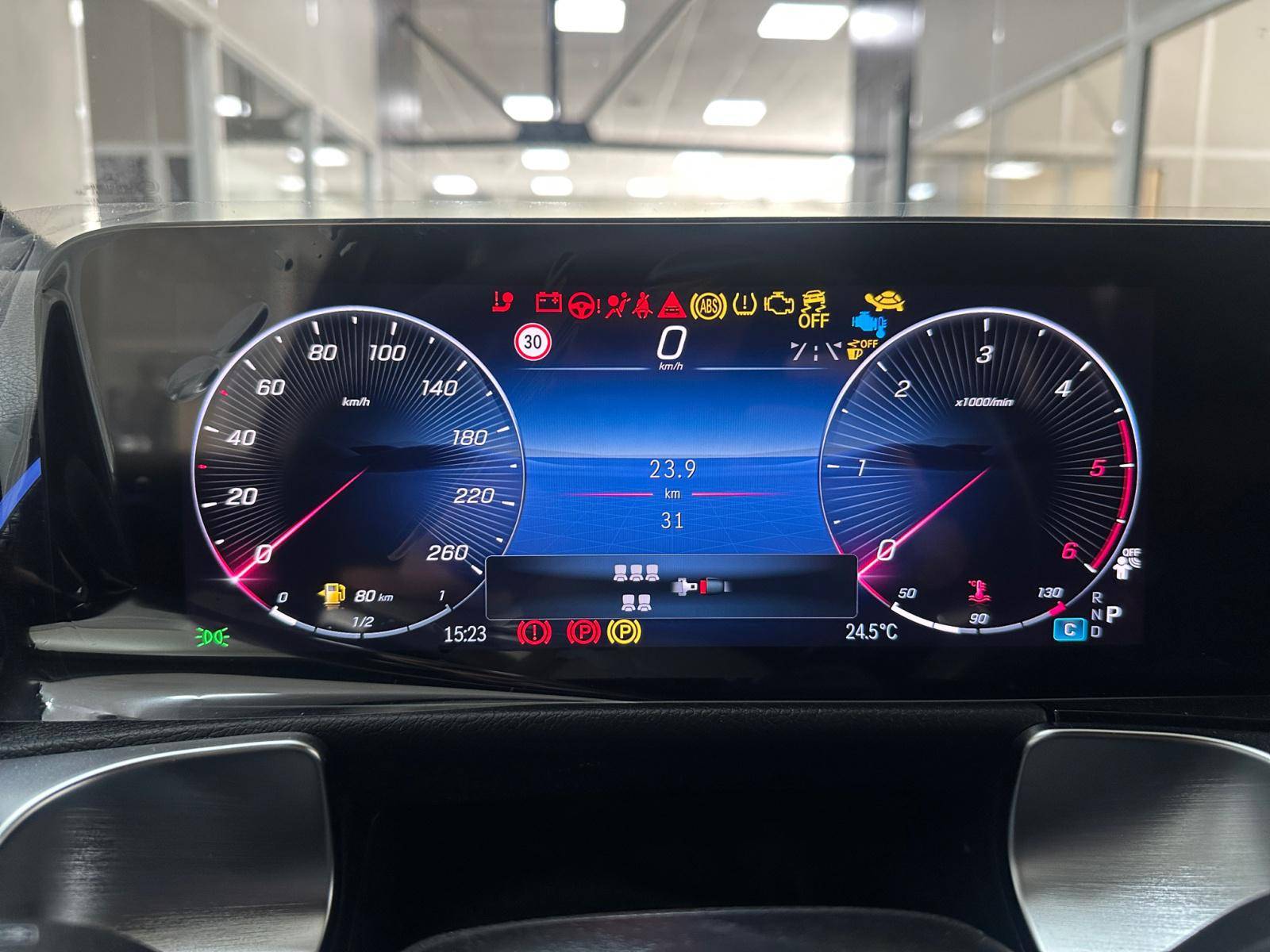 Image Mercedes-Benz GLB 200 d AMG Line   200 d AMG Line