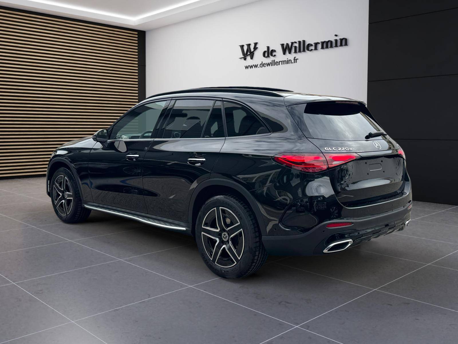 Image Mercedes-Benz GLC SUV GLC 220 d 4MATIC AMG Line   GLC 220 d 4MATIC AMG Line