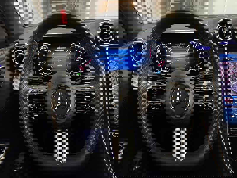 Image Mercedes-Benz GLC COUPÉ GLC 300 e Hybrid EQ 4MATIC Coupé AMG Line   GLC 300 e Hybrid EQ 4MATIC Coupé AMG Line