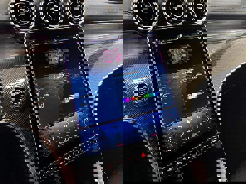 Image Mercedes-Benz GLC COUPÉ GLC 300 e Hybrid EQ 4MATIC Coupé AMG Line   GLC 300 e Hybrid EQ 4MATIC Coupé AMG Line