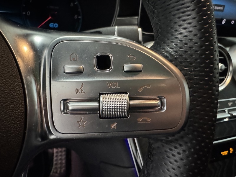 Image Mercedes-Benz GLC SUV GLC 300de 4MATIC SUV AMG Line   GLC 300de 4MATIC SUV AMG Line