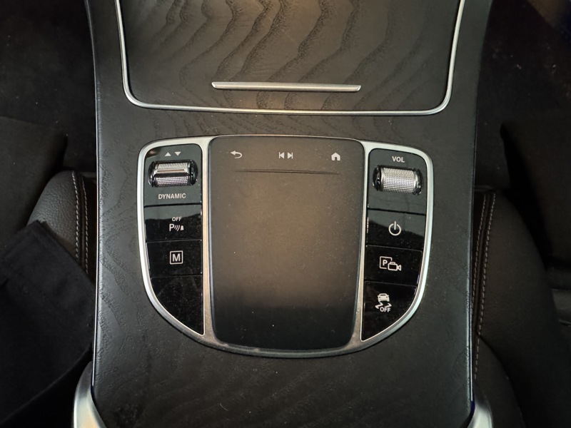 Image Mercedes-Benz GLC SUV GLC 300de 4MATIC SUV AMG Line   GLC 300de 4MATIC SUV AMG Line