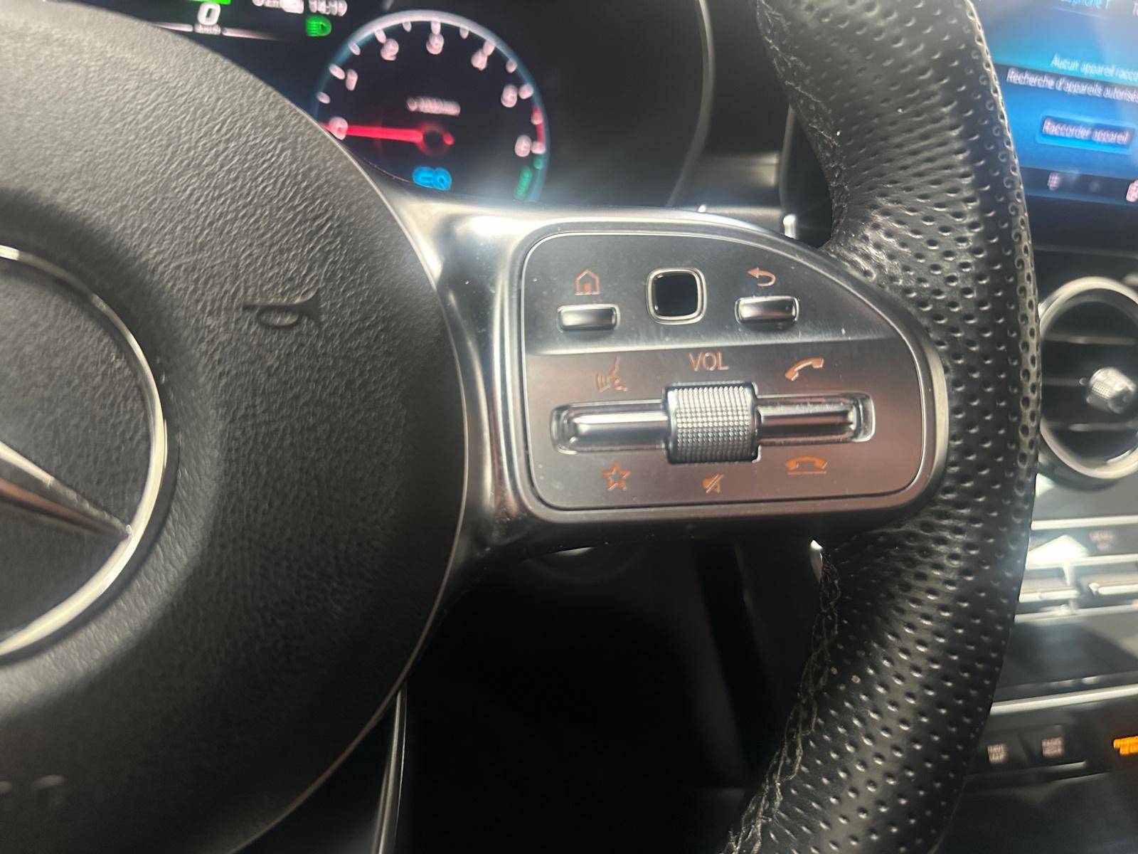 Image Mercedes-Benz GLC SUV GLC 300de 4MATIC SUV AMG Line  GLC 300de 4MATIC SUV AMG Line GLC 300de 4MATIC SUV AMG Line