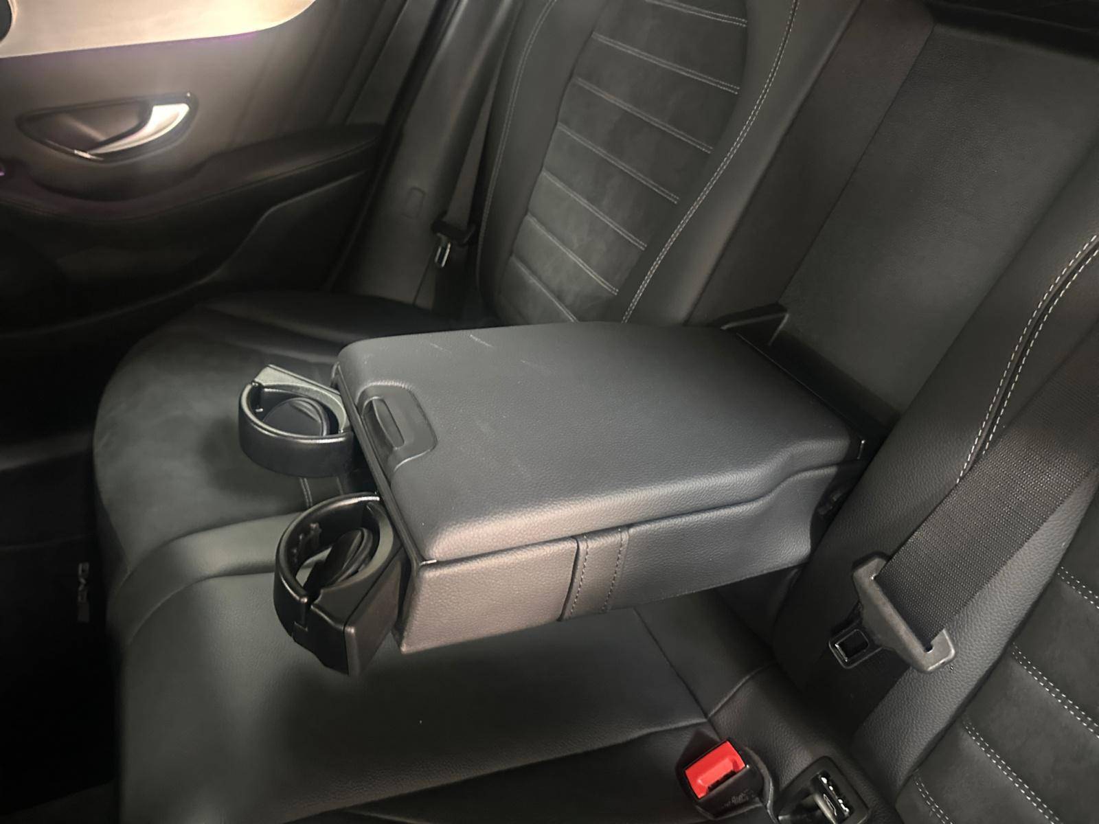 Image Mercedes-Benz GLC SUV GLC 300de 4MATIC SUV AMG Line  GLC 300de 4MATIC SUV AMG Line GLC 300de 4MATIC SUV AMG Line