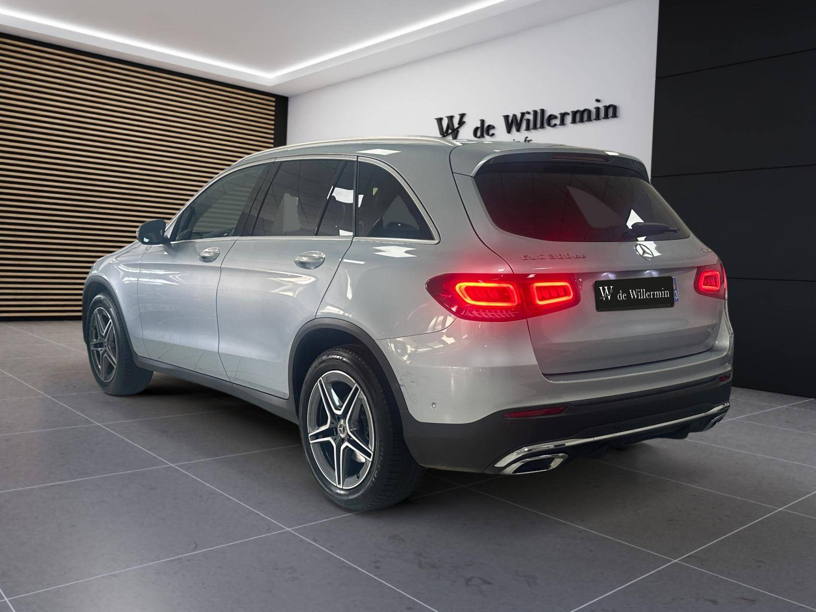 Image Mercedes-Benz GLC SUV GLC 300de 4MATIC SUV AMG Line  GLC 300de 4MATIC SUV AMG Line GLC 300de 4MATIC SUV AMG Line