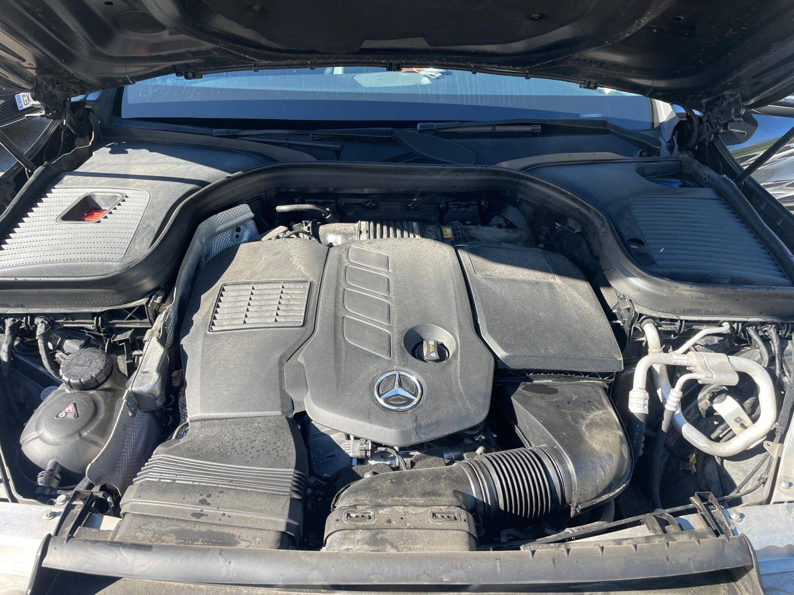 Image Mercedes-Benz GLC COUPÉ GLC 300 d 4MATIC Coupé AMG Line  GLC Coupé 300 d 9G-Tronic 4Matic AMG Line GLC 300 d 4MATIC Coupé AMG Line