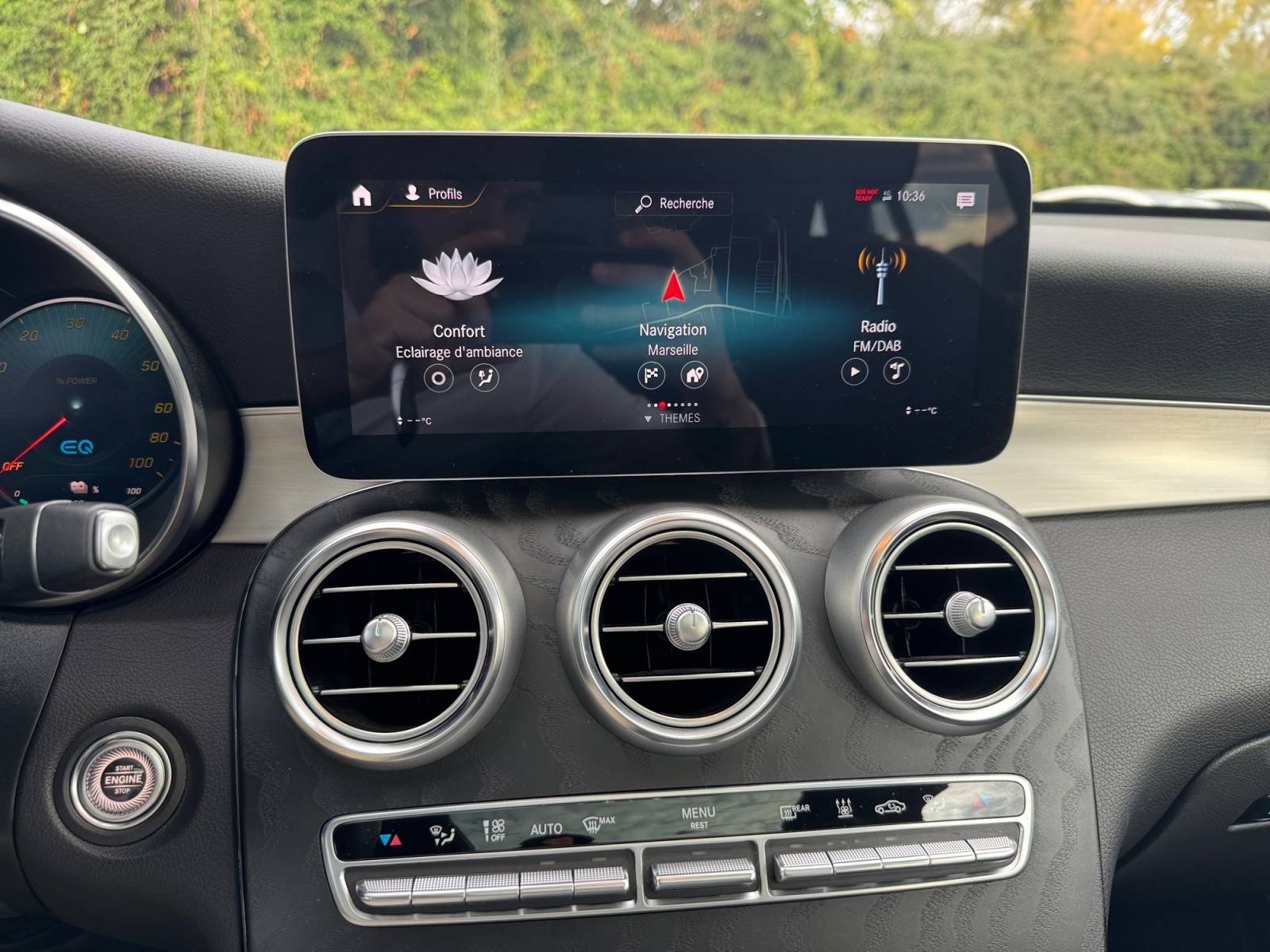 Image Mercedes-Benz GLC SUV GLC 300de 4MATIC SUV AMG Line  GLC 300de 4MATIC SUV AMG Line GLC 300de 4MATIC SUV AMG Line