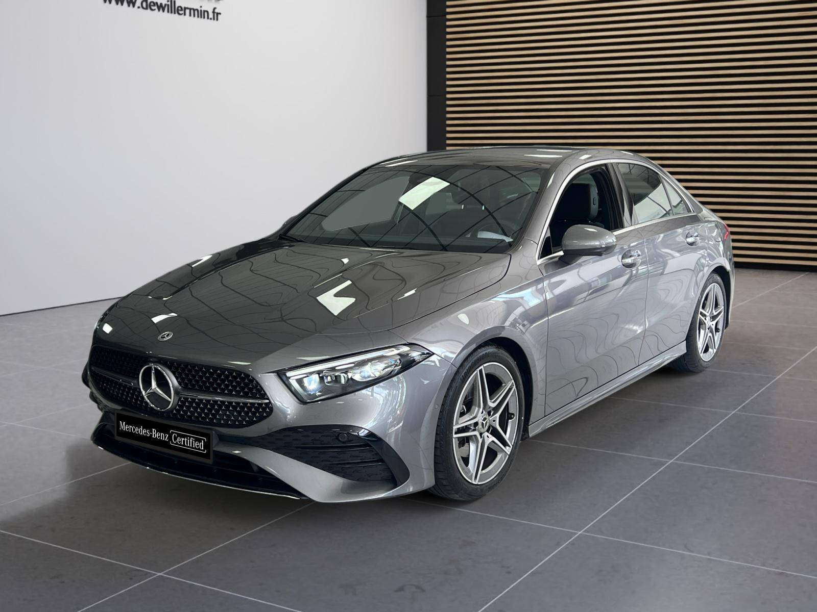 Photo Mercedes-Benz CLASSE A 200 d Berline AMG Line  Classe A 200 d Berline AMG Line