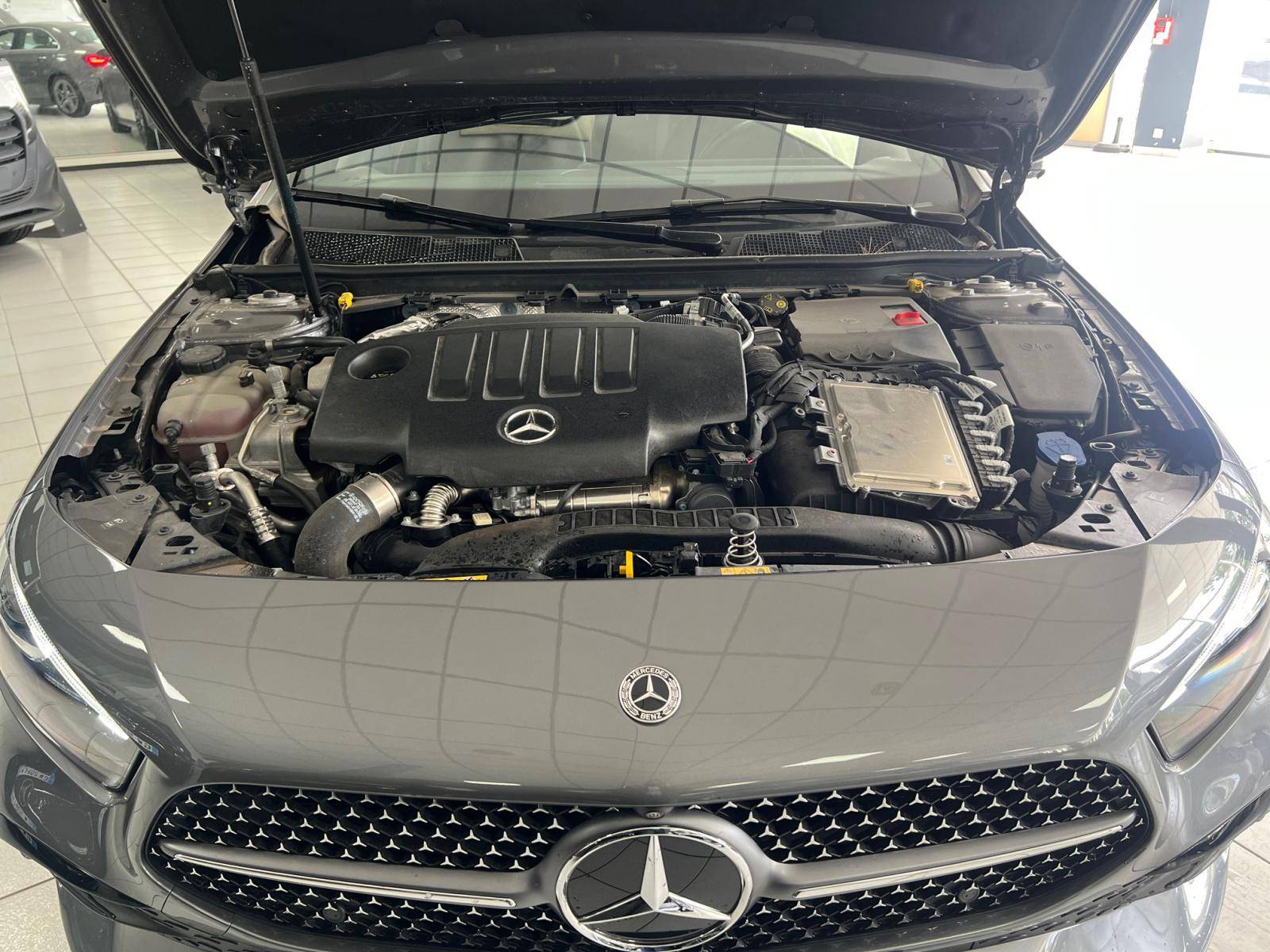 Image Mercedes-Benz CLASSE A 200 d Berline AMG Line  Classe A 200 d Berline AMG Line 200 d Berline AMG Line