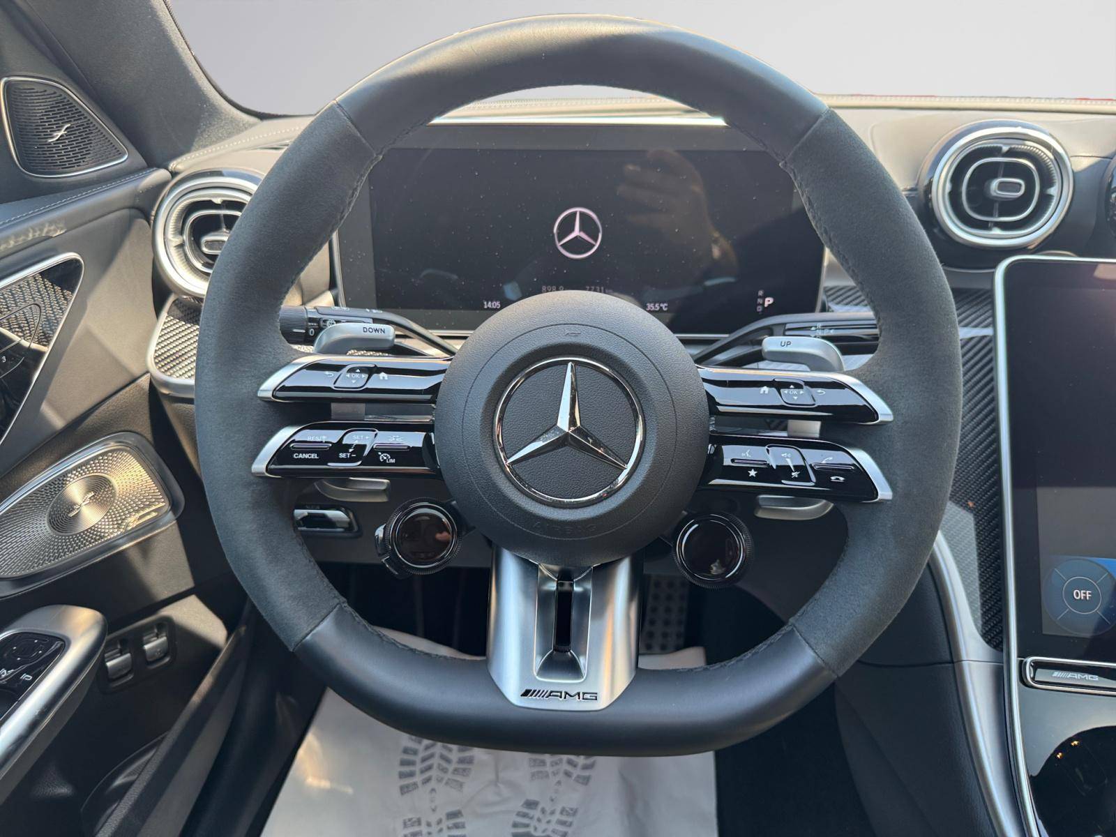 Image Mercedes-Benz CLASSE C BREAK Mercedes-AMG C 63 S E PERFORMANCE Break  Classe C Break AMG 63 S E Performance 9G-Tronic 4Matic+ Mercedes-AMG C 63 S E PERFORMANCE Break